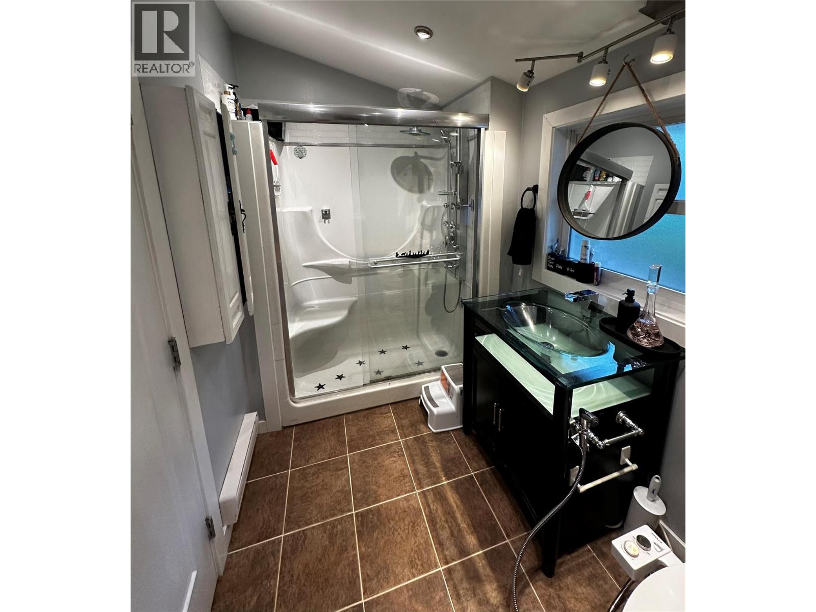 956 Richter Avenue, Hedley, British Columbia  V0X 1K0 - Photo 12 - 10348093