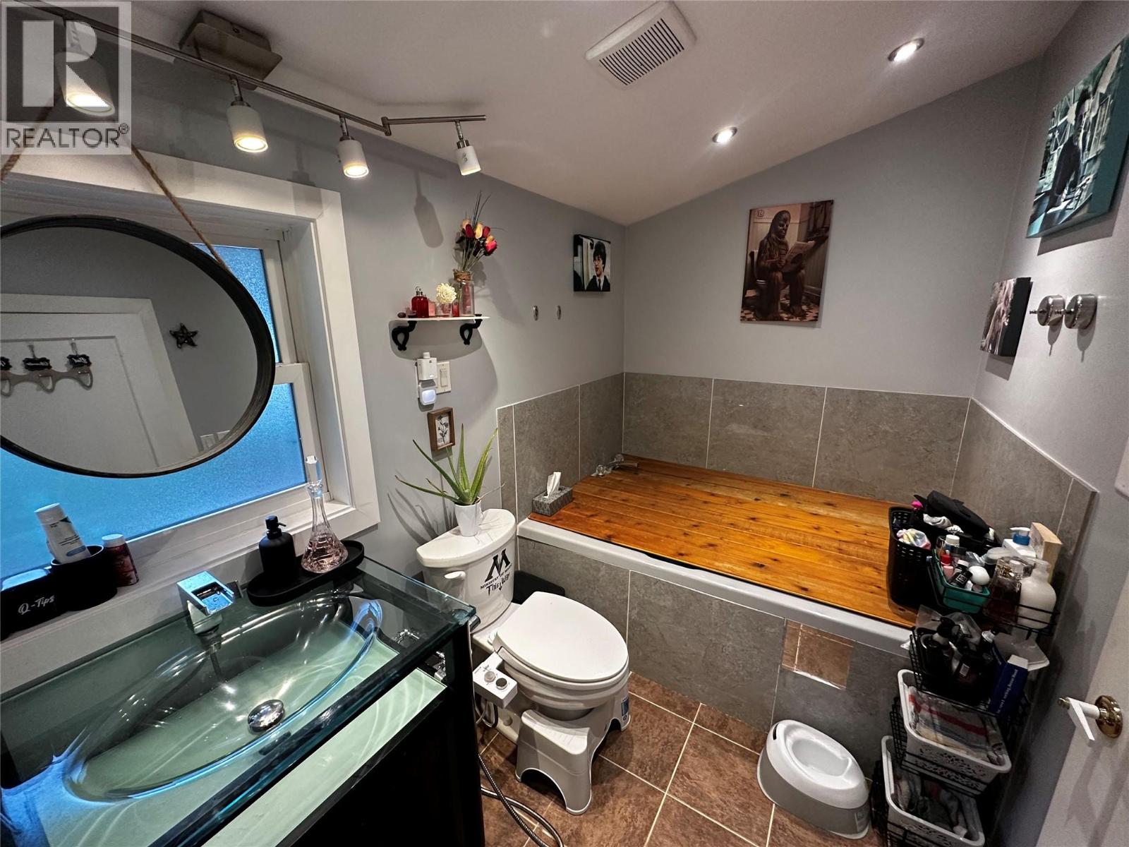 956 Richter Avenue, Hedley, British Columbia  V0X 1K0 - Photo 13 - 10348093