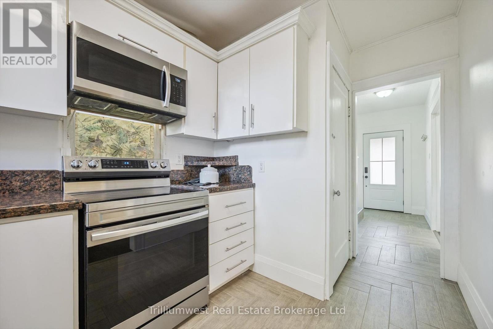 405 Wellington Street N, Kitchener, Ontario  N2H 5L3 - Photo 16 - X12458146