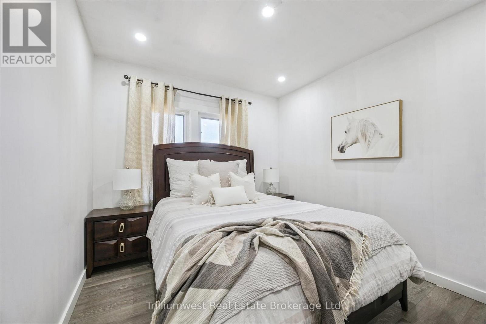 405 Wellington Street N, Kitchener, Ontario  N2H 5L3 - Photo 17 - X12458146