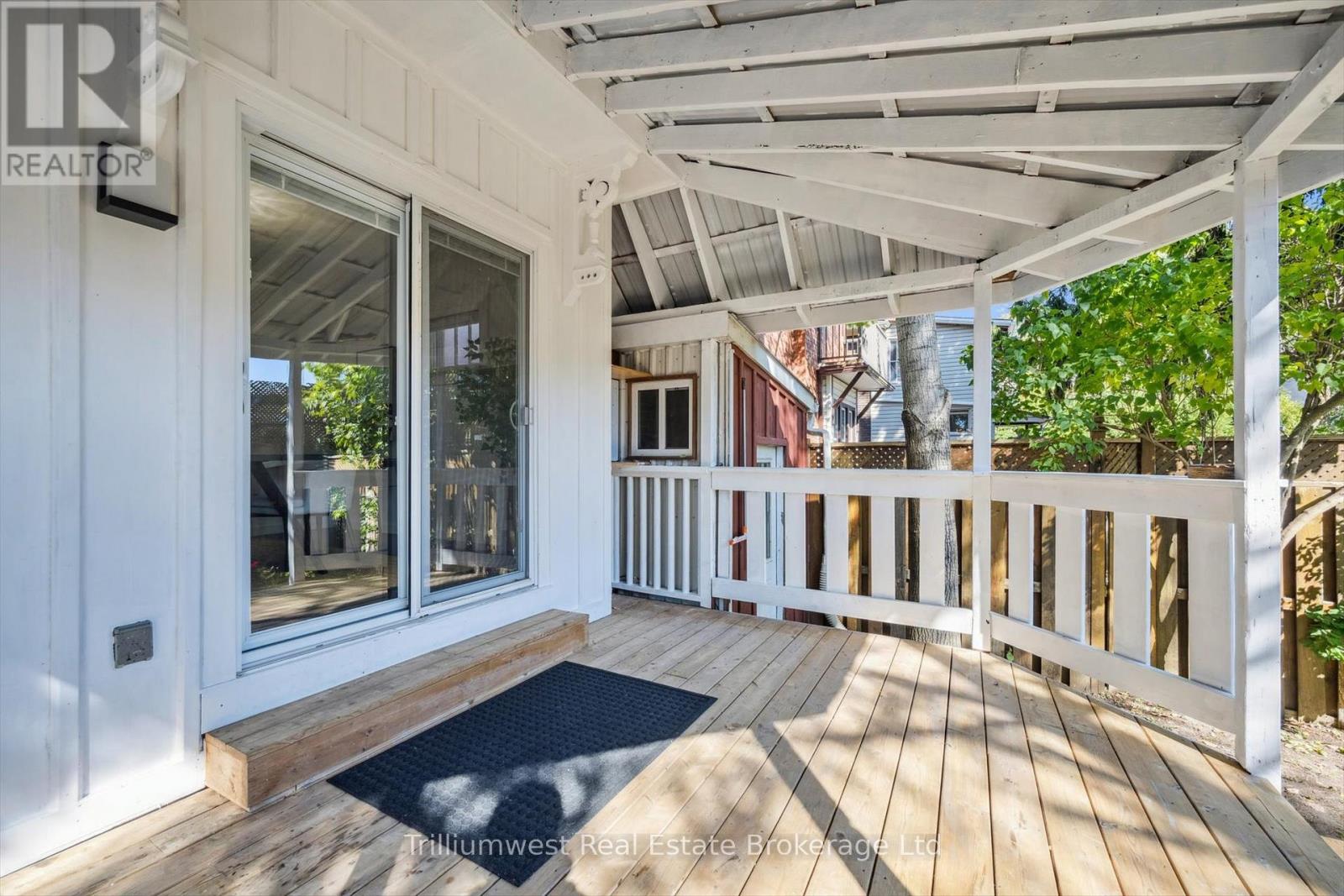 405 Wellington Street N, Kitchener, Ontario  N2H 5L3 - Photo 32 - X12458146