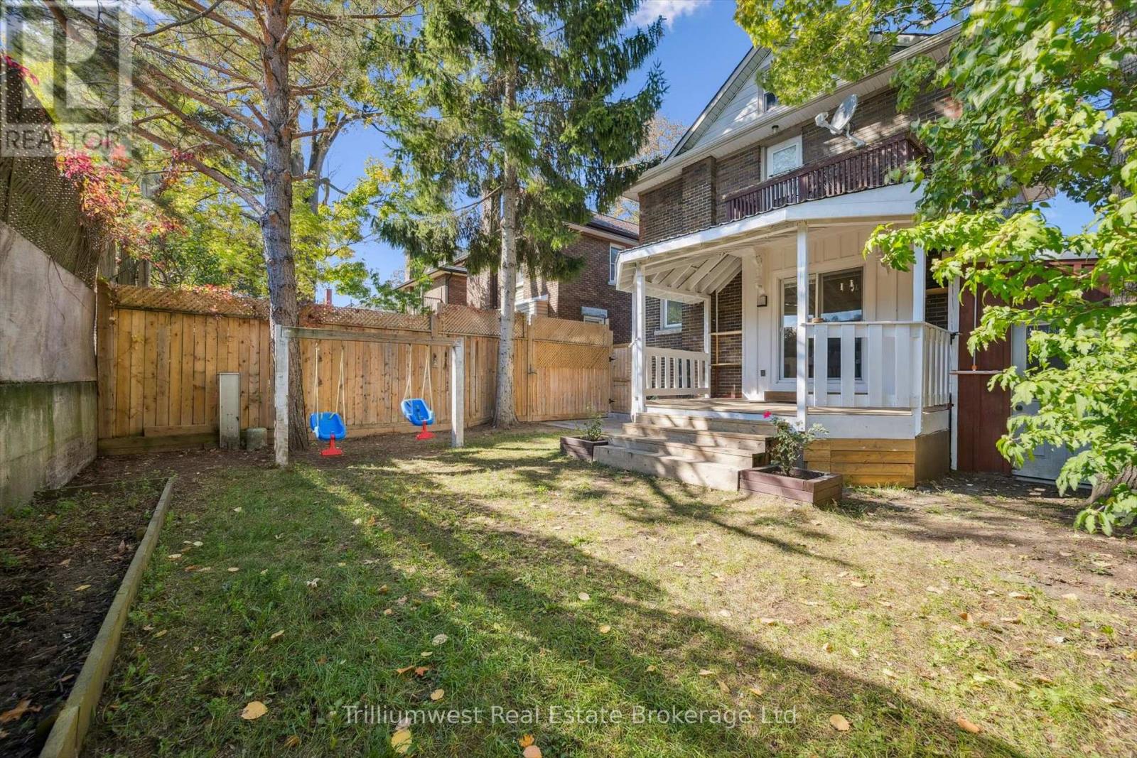 405 Wellington Street N, Kitchener, Ontario  N2H 5L3 - Photo 34 - X12458146