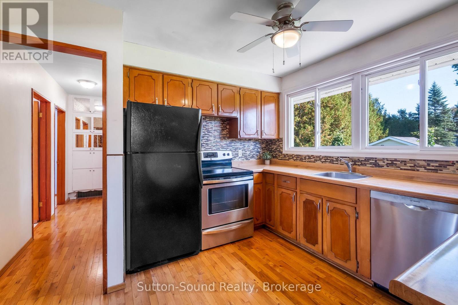 507 Mcnaughton Street, South Bruce Peninsula, Ontario  N0H 2T0 - Photo 12 - X12458155