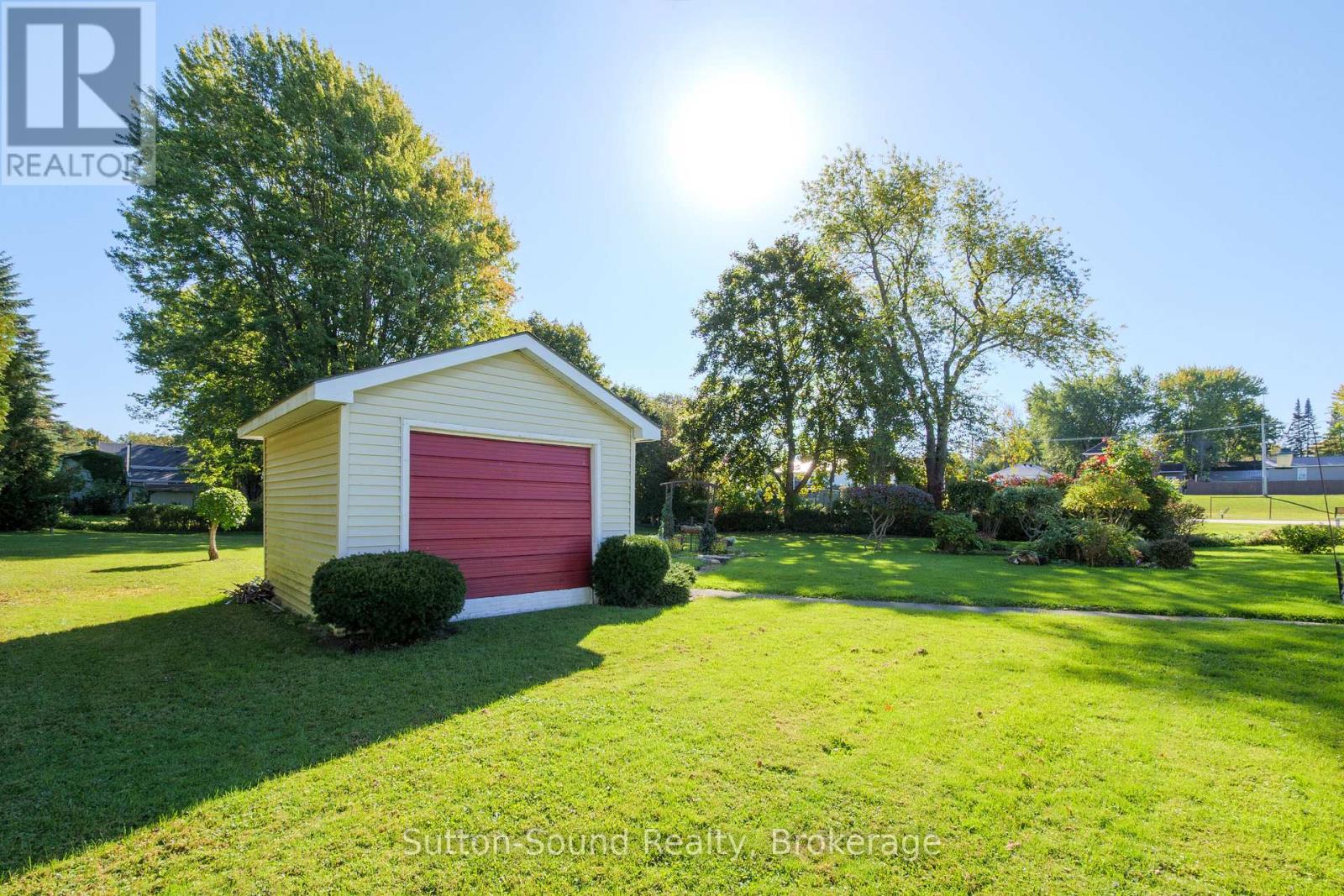 507 Mcnaughton Street, South Bruce Peninsula, Ontario  N0H 2T0 - Photo 31 - X12458155
