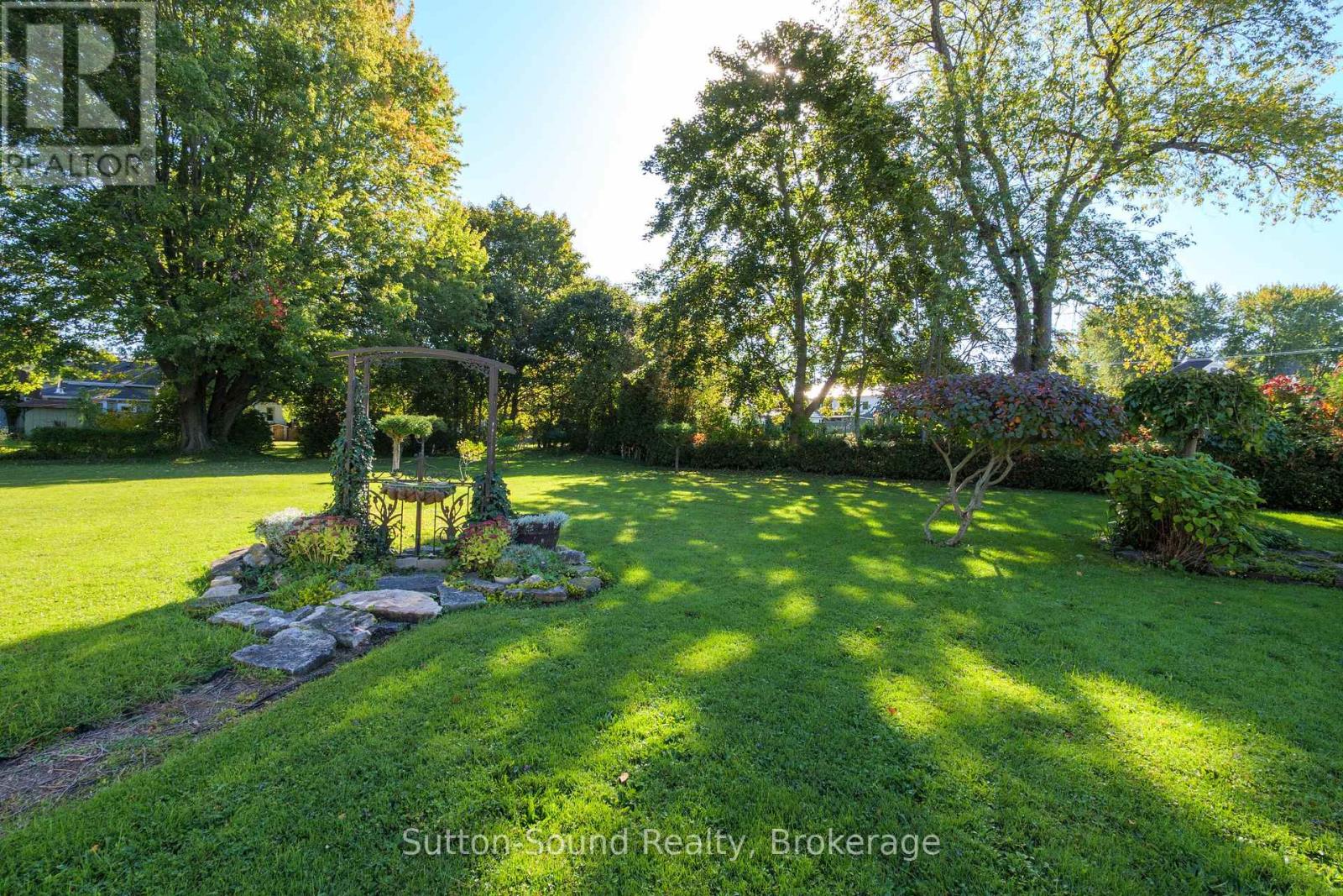 507 Mcnaughton Street, South Bruce Peninsula, Ontario  N0H 2T0 - Photo 37 - X12458155