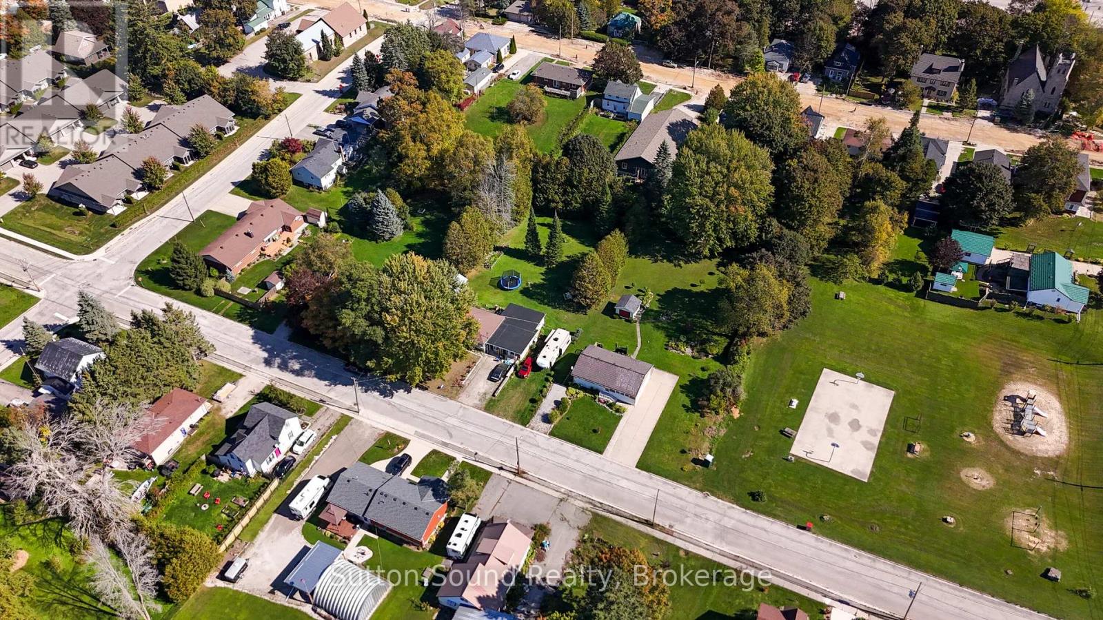 507 Mcnaughton Street, South Bruce Peninsula, Ontario  N0H 2T0 - Photo 40 - X12458155