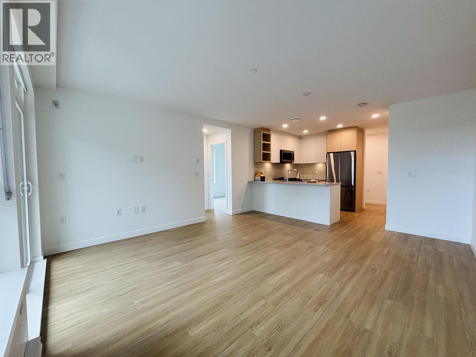 201 723 Grover Avenue, Coquitlam, British Columbia  V3J 4G2 - Photo 7 - R3057682