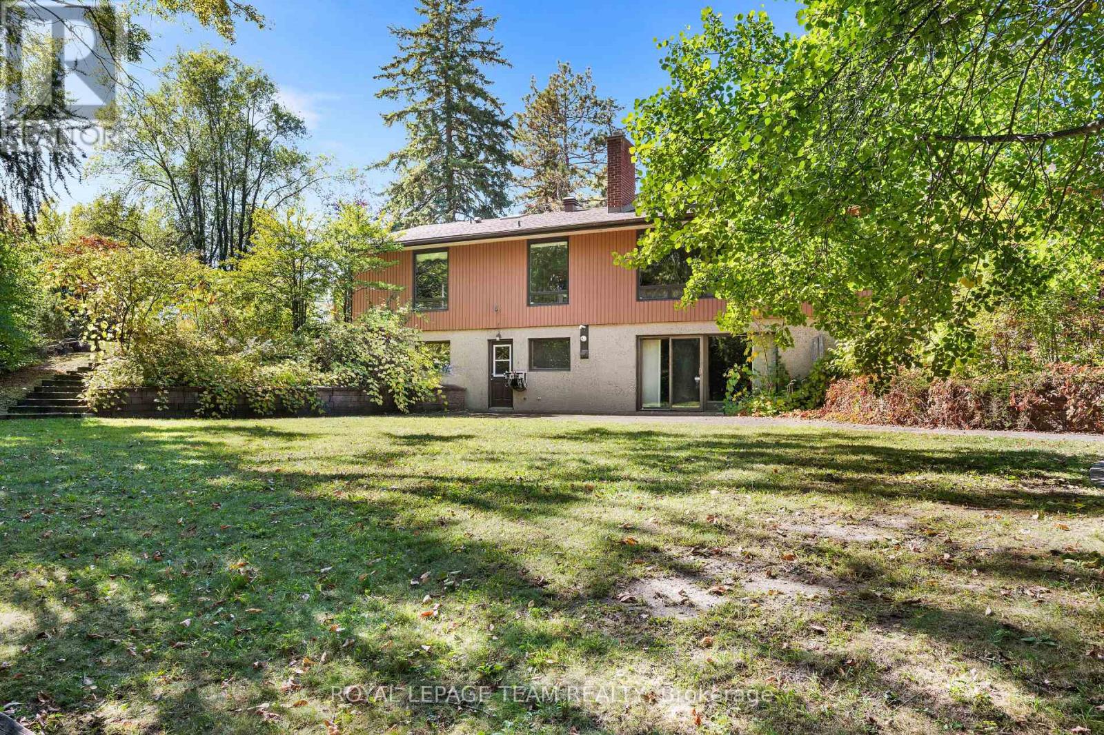 1495 Prince Of Wales Drive, Ottawa, Ontario  K2C 1N8 - Photo 39 - X12456780