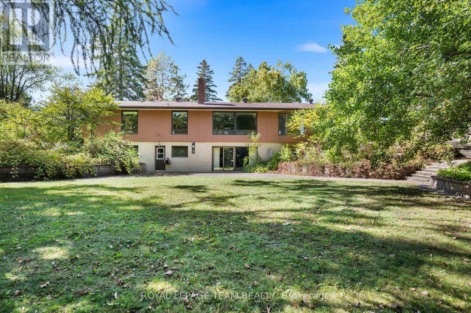 1495 Prince Of Wales Drive, Ottawa, Ontario  K2C 1N8 - Photo 42 - X12456780