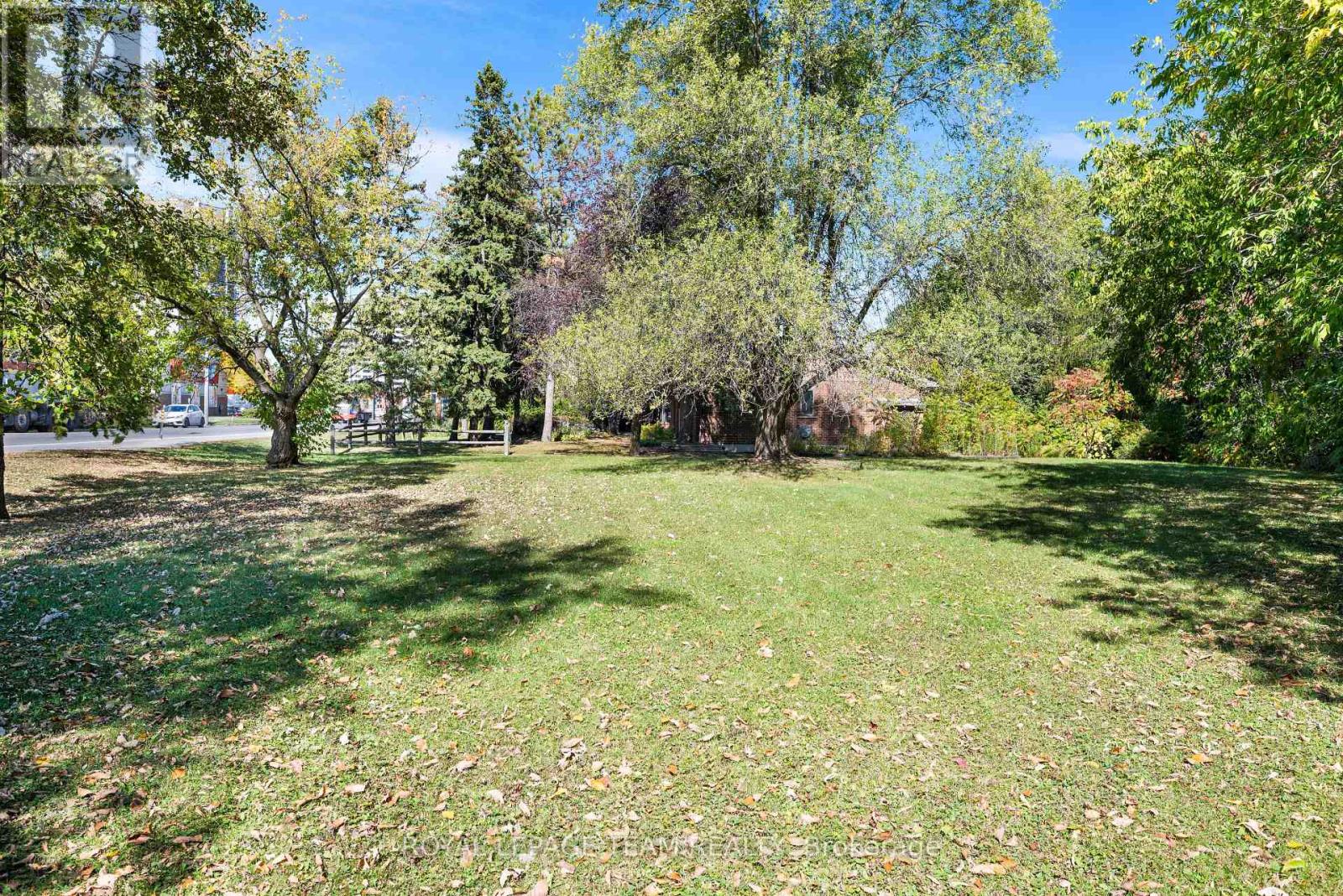1495 Prince Of Wales Drive, Ottawa, Ontario  K2C 1N8 - Photo 44 - X12456780