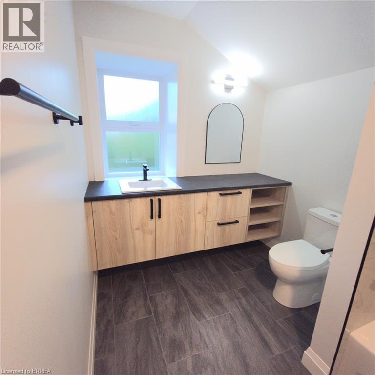 33 Islington Avenue Unit# 1, Guelph, Ontario  N1E 1B2 - Photo 4 - 40772964