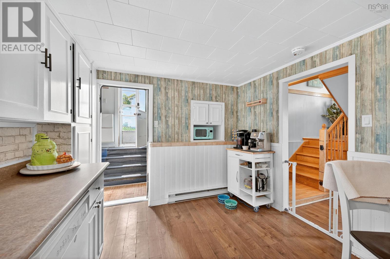 47 Borden Street, Glace Bay, Nova Scotia  B1A 1Y2 - Photo 9 - 202525663