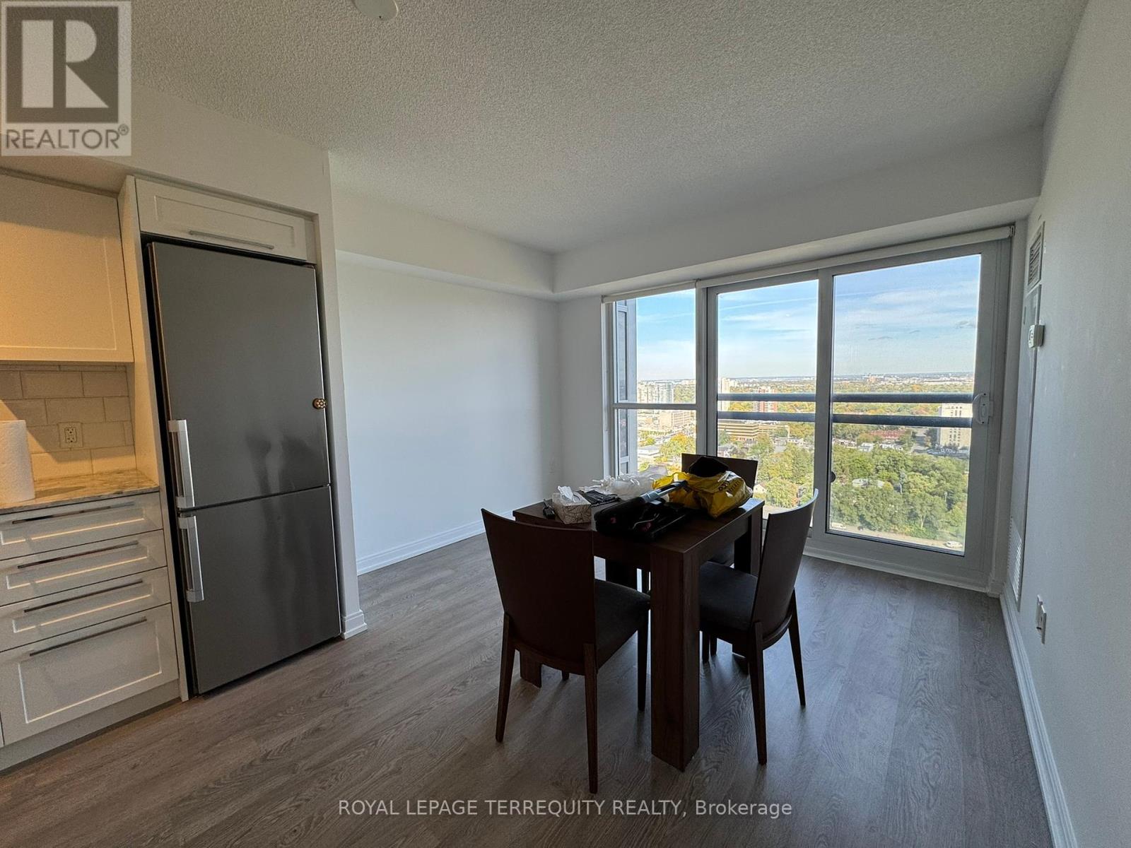 2620 - 275 Village Green Square, Toronto, Ontario  M1S 0L8 - Photo 3 - E12458135
