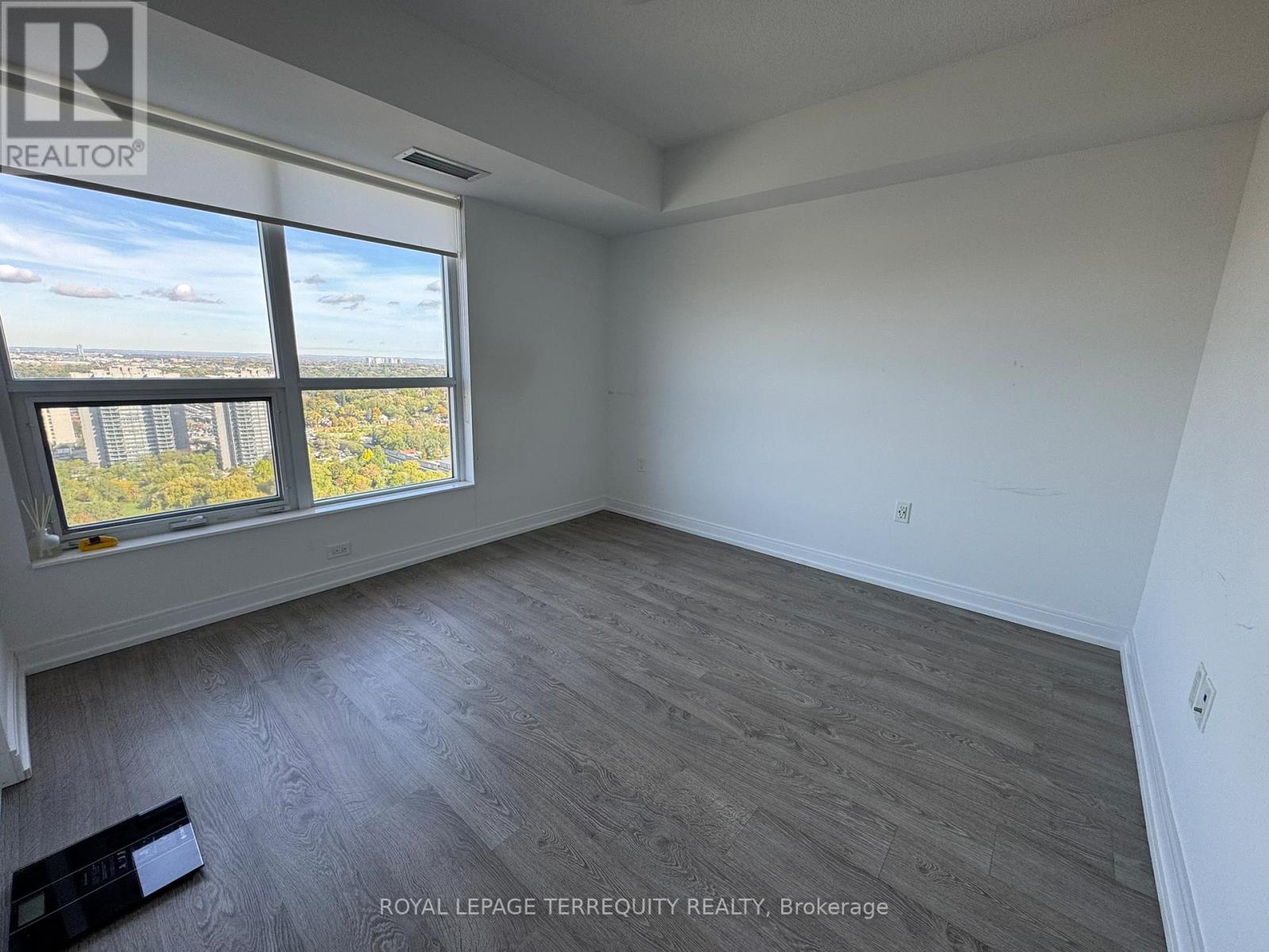 2620 - 275 Village Green Square, Toronto, Ontario  M1S 0L8 - Photo 6 - E12458135