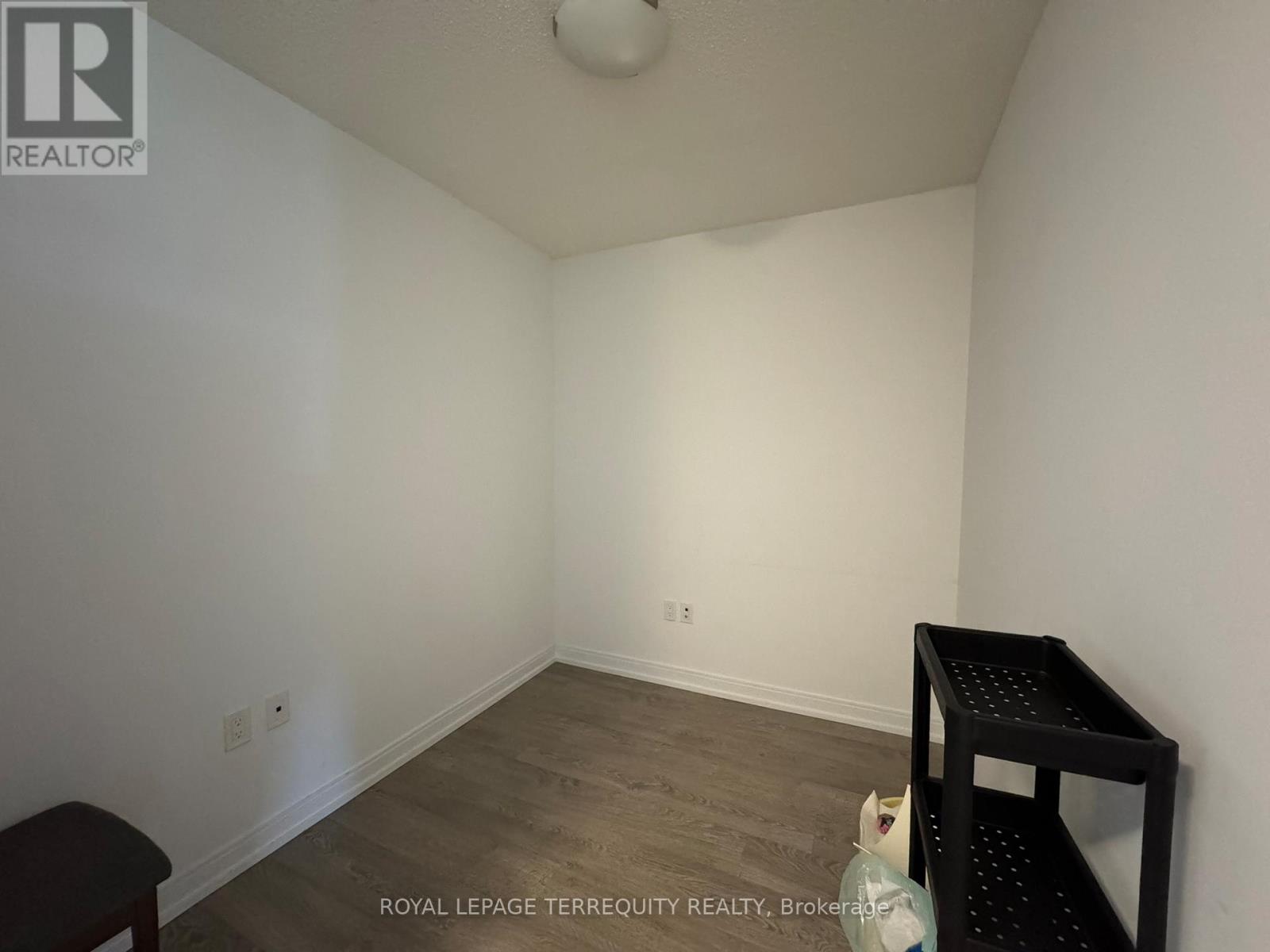 2620 - 275 Village Green Square, Toronto, Ontario  M1S 0L8 - Photo 7 - E12458135