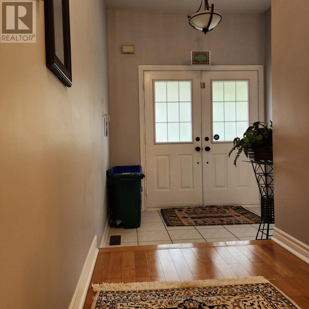 4 Daniel Reaman Crescent, Vaughan, Ontario  L4J 8T7 - Photo 2 - N12458156