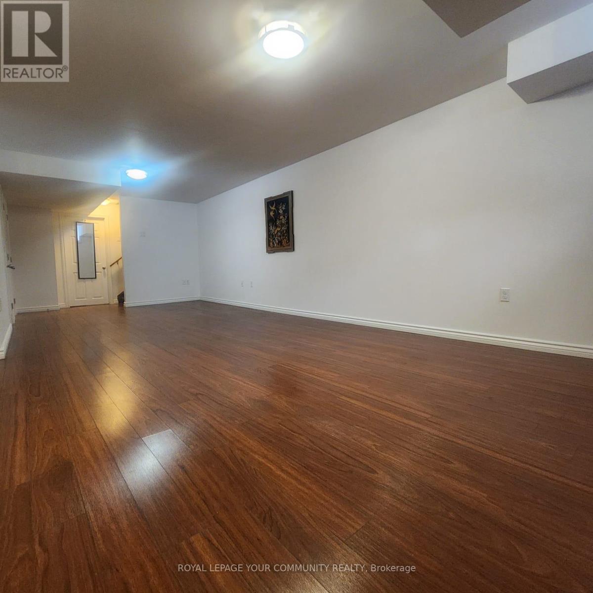 4 Daniel Reaman Crescent, Vaughan, Ontario  L4J 8T7 - Photo 6 - N12458156