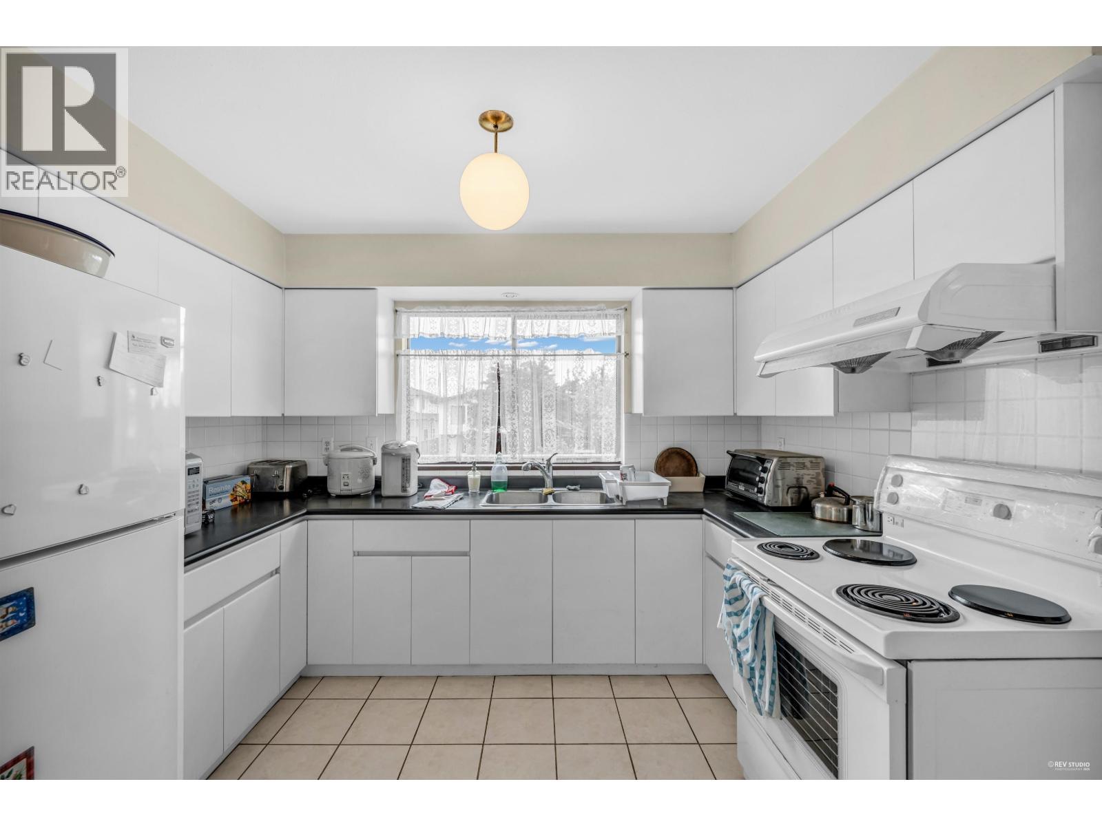 10671 Anahim Drive, Richmond, British Columbia  V7A 3C6 - Photo 6 - R3051640