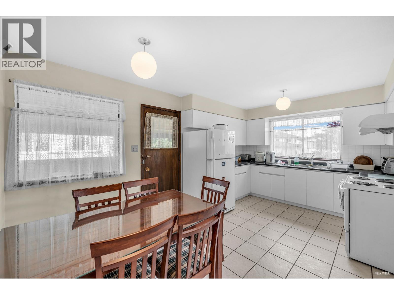 10671 Anahim Drive, Richmond, British Columbia  V7A 3C6 - Photo 5 - R3051640