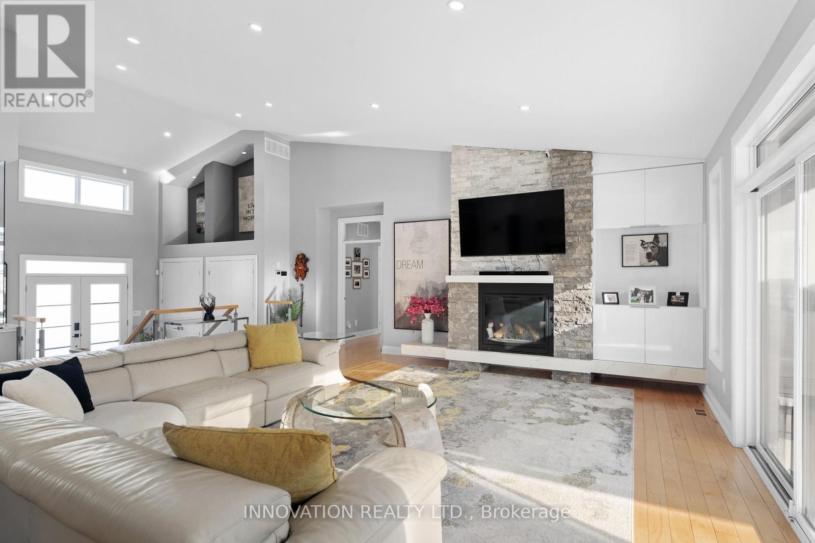 651 Ballycastle Crescent, Ottawa, Ontario  K1X 0A3 - Photo 7 - X12458174