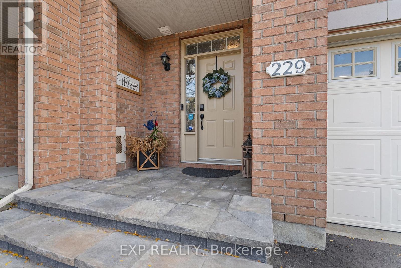 229 Duntroon Circle, Ottawa, Ontario  K1T 4C9 - Photo 2 - X12458190