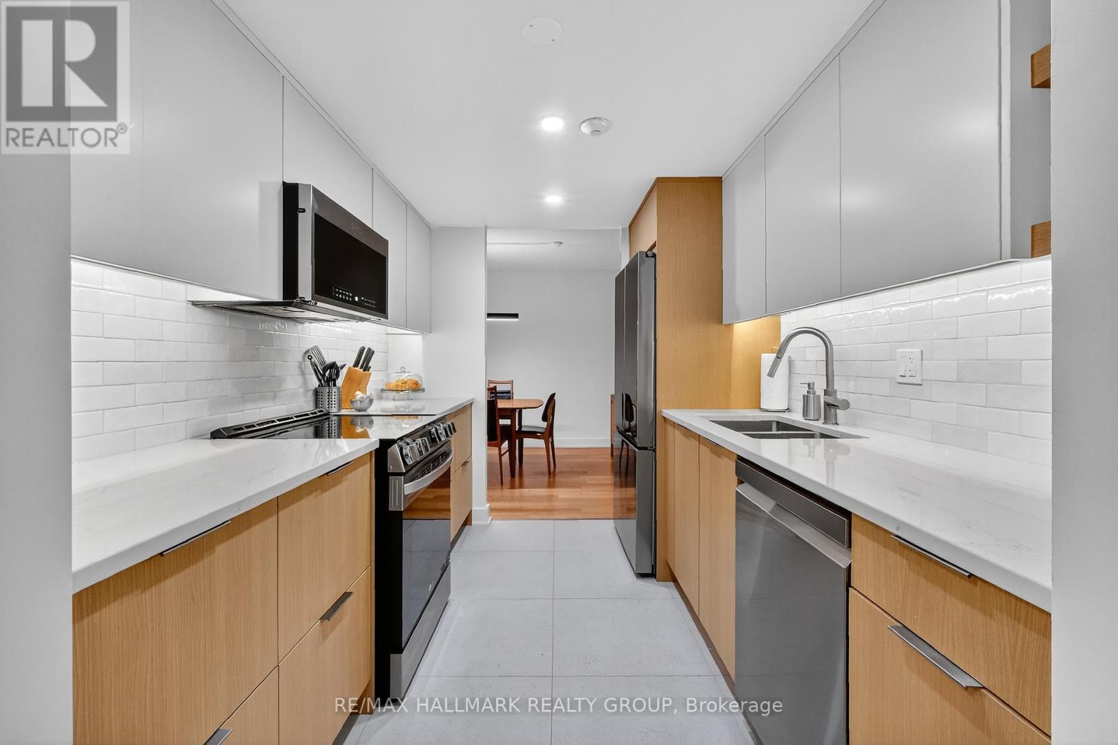 202 - 317 Metcalfe Street, Ottawa, Ontario  K2P 1S3 - Photo 7 - X12458199