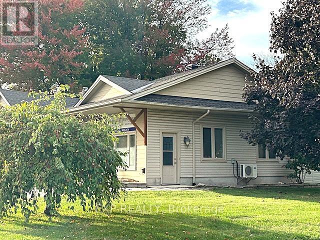 88 Craig Street, Russell, Ontario  K4R 1A6 - Photo 2 - X12458205
