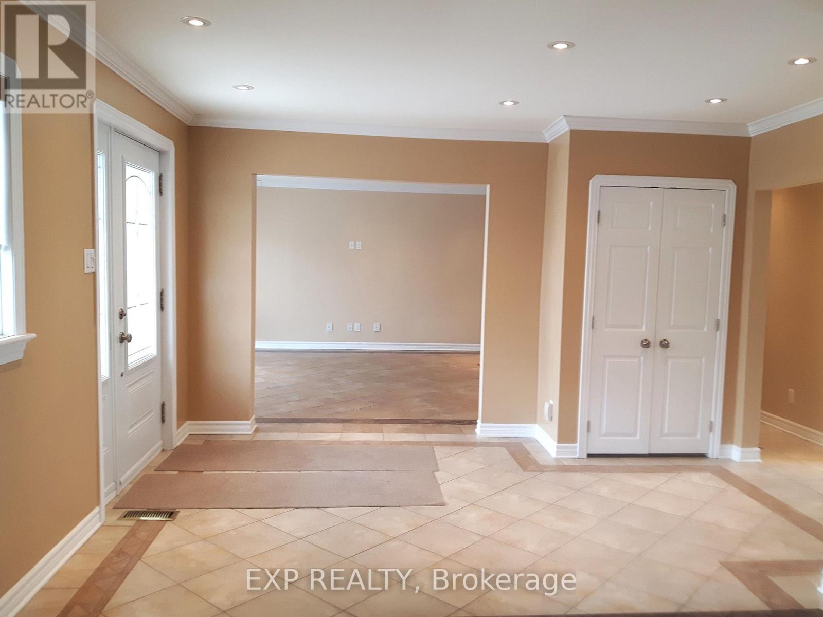 88 Craig Street, Russell, Ontario  K4R 1A6 - Photo 3 - X12458205