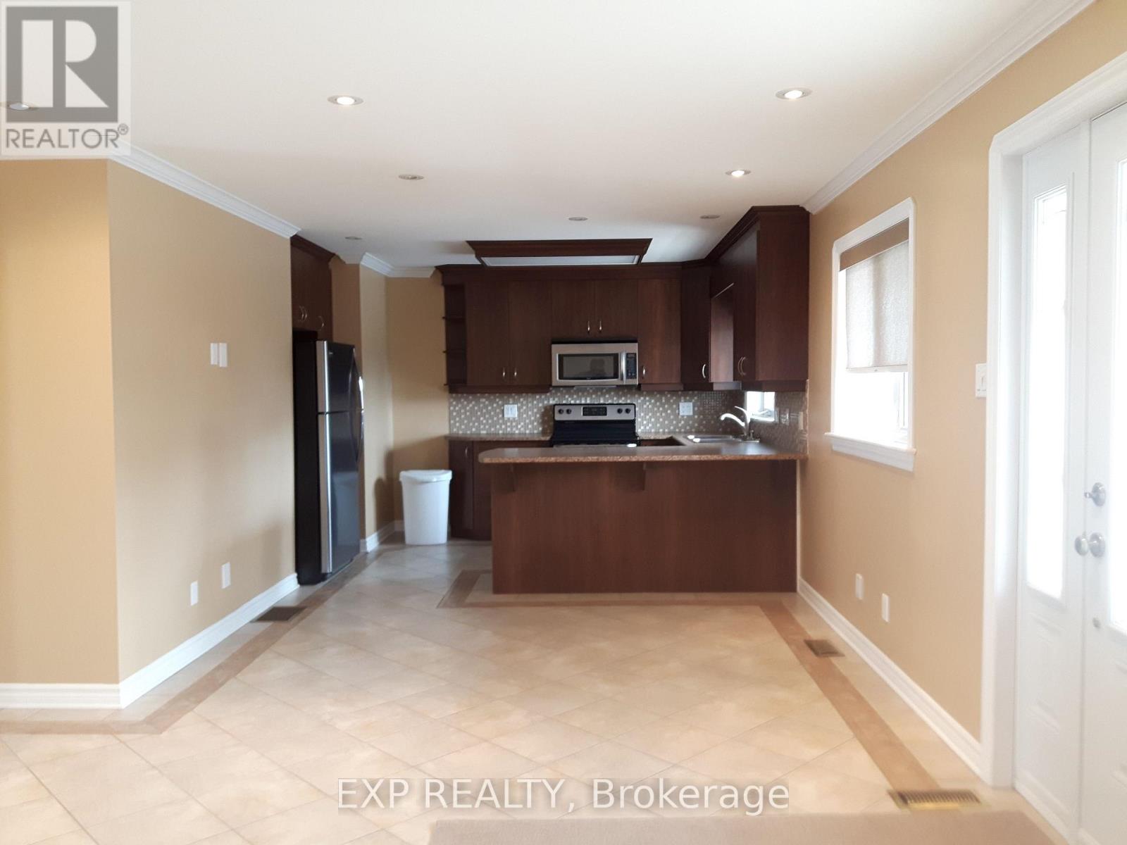 88 Craig Street, Russell, Ontario  K4R 1A6 - Photo 4 - X12458205