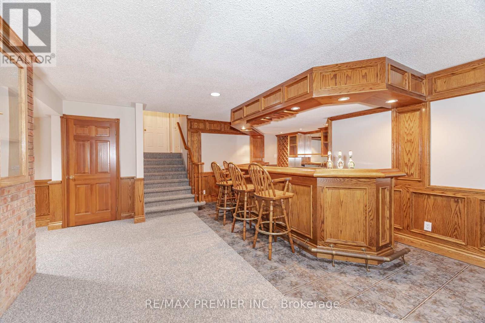 18 Ingleview Drive, Caledon, Ontario  L7C 1P3 - Photo 40 - W12458136