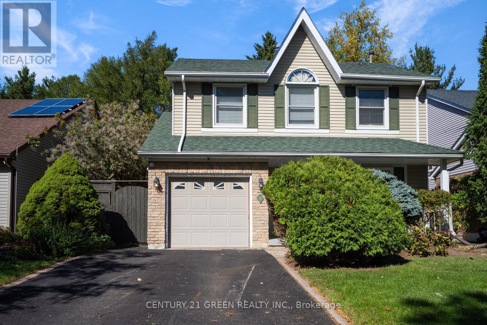22 DAVENRICH COURT, Brampton, Ontario