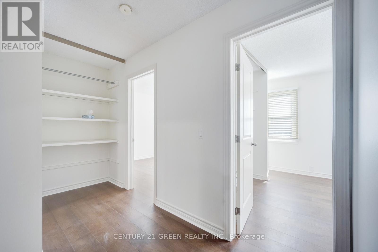 22 Davenrich Court, Brampton, Ontario  L6Z 1N6 - Photo 33 - W12458138