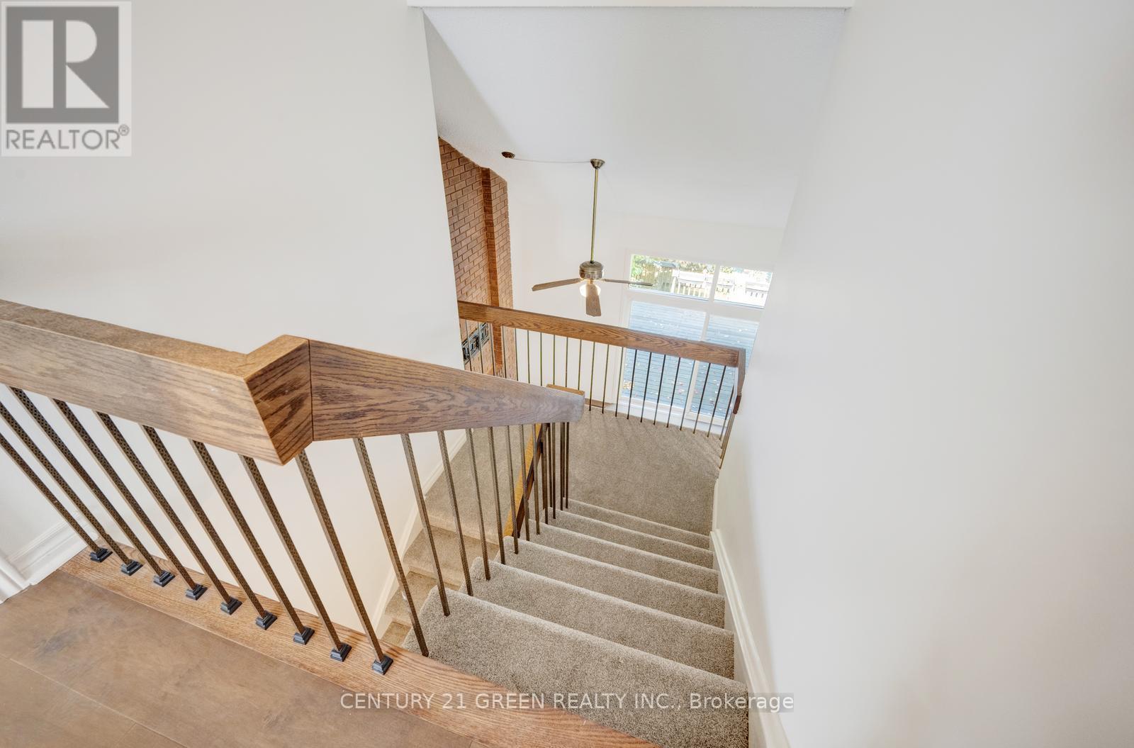 22 Davenrich Court, Brampton, Ontario  L6Z 1N6 - Photo 34 - W12458138