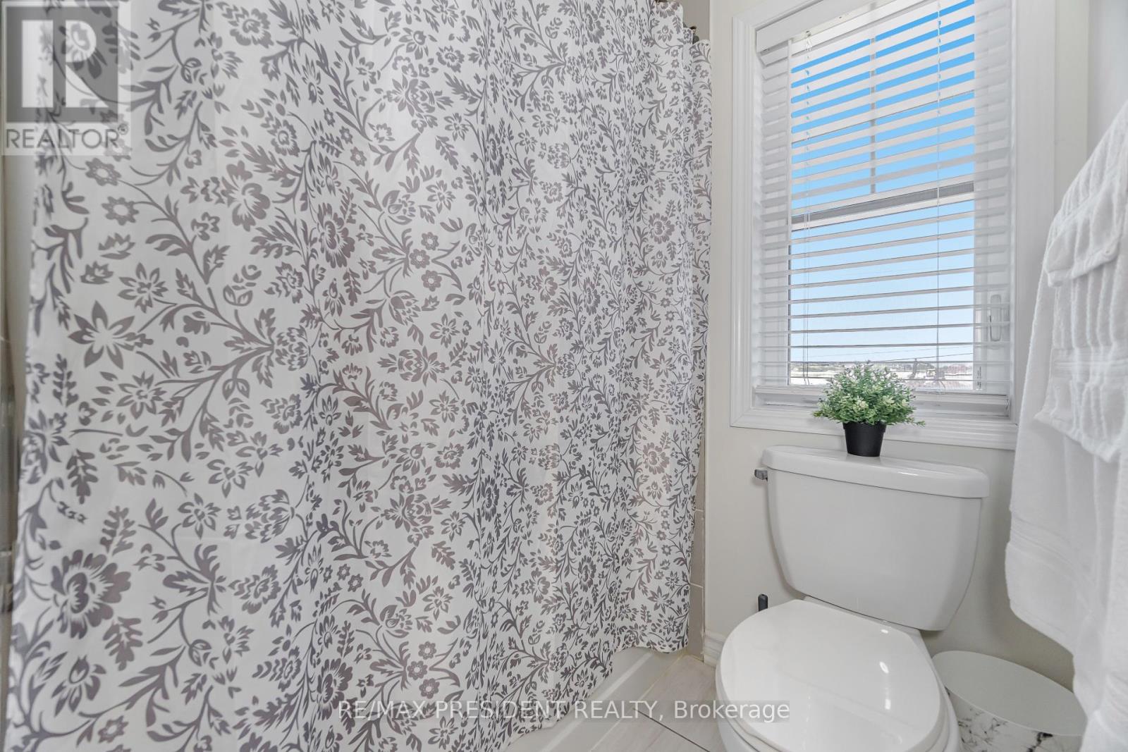 581 Edenbrook Hill Drive, Brampton, Ontario  L7A 4T4 - Photo 40 - W12458154