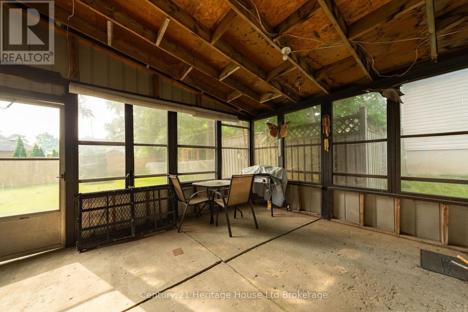 16 Arthur Street, Woodstock (Woodstock - North), Ontario  N4S 7H1 - Photo 20 - X12458187