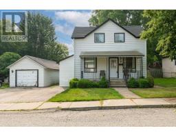 16 ARTHUR STREET, Woodstock, Ontario