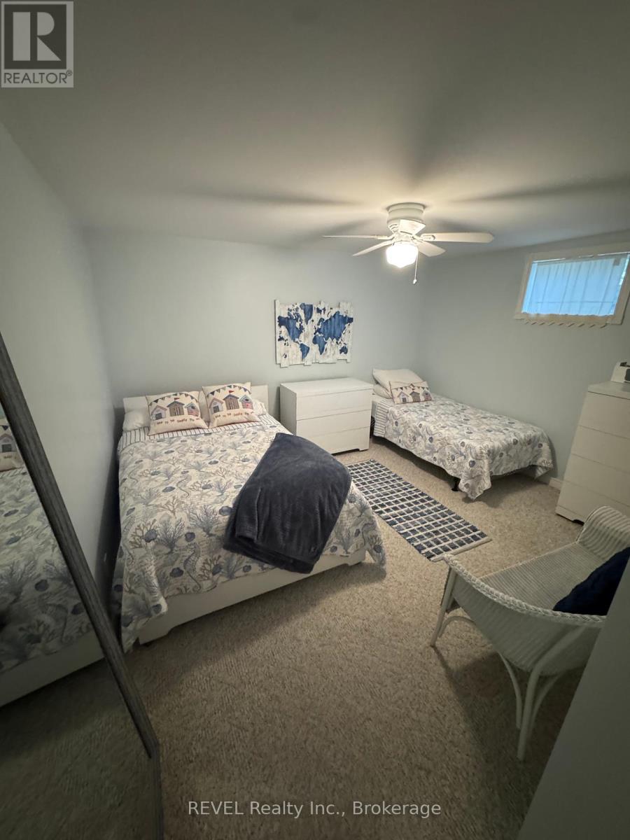 37 Newport Beach Boulevard, Fort Erie, Ontario  L0S 1B0 - Photo 19 - X12458179