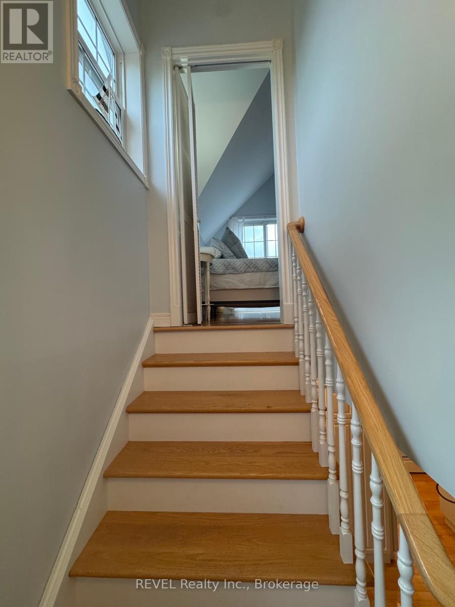 37 Newport Beach Boulevard, Fort Erie, Ontario  L0S 1B0 - Photo 27 - X12458179