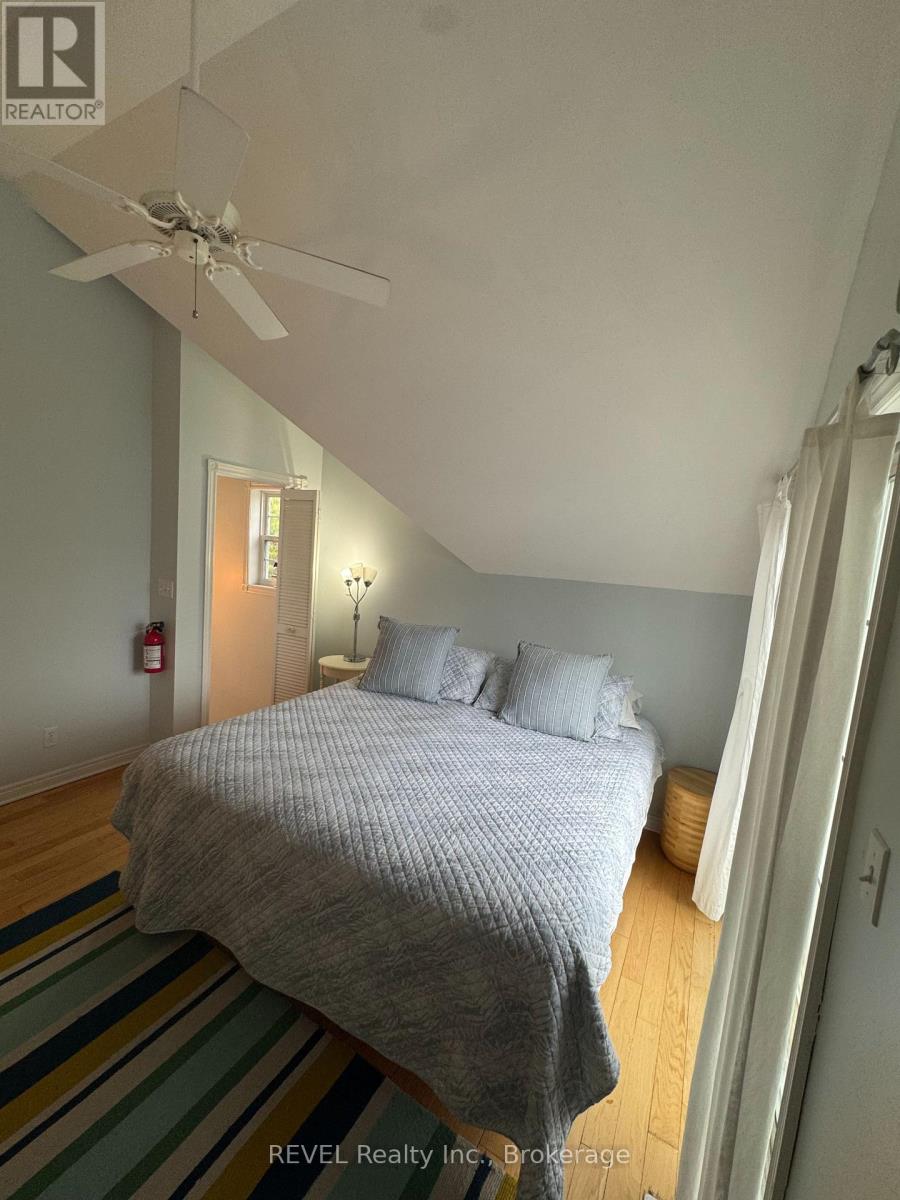 37 Newport Beach Boulevard, Fort Erie, Ontario  L0S 1B0 - Photo 28 - X12458179