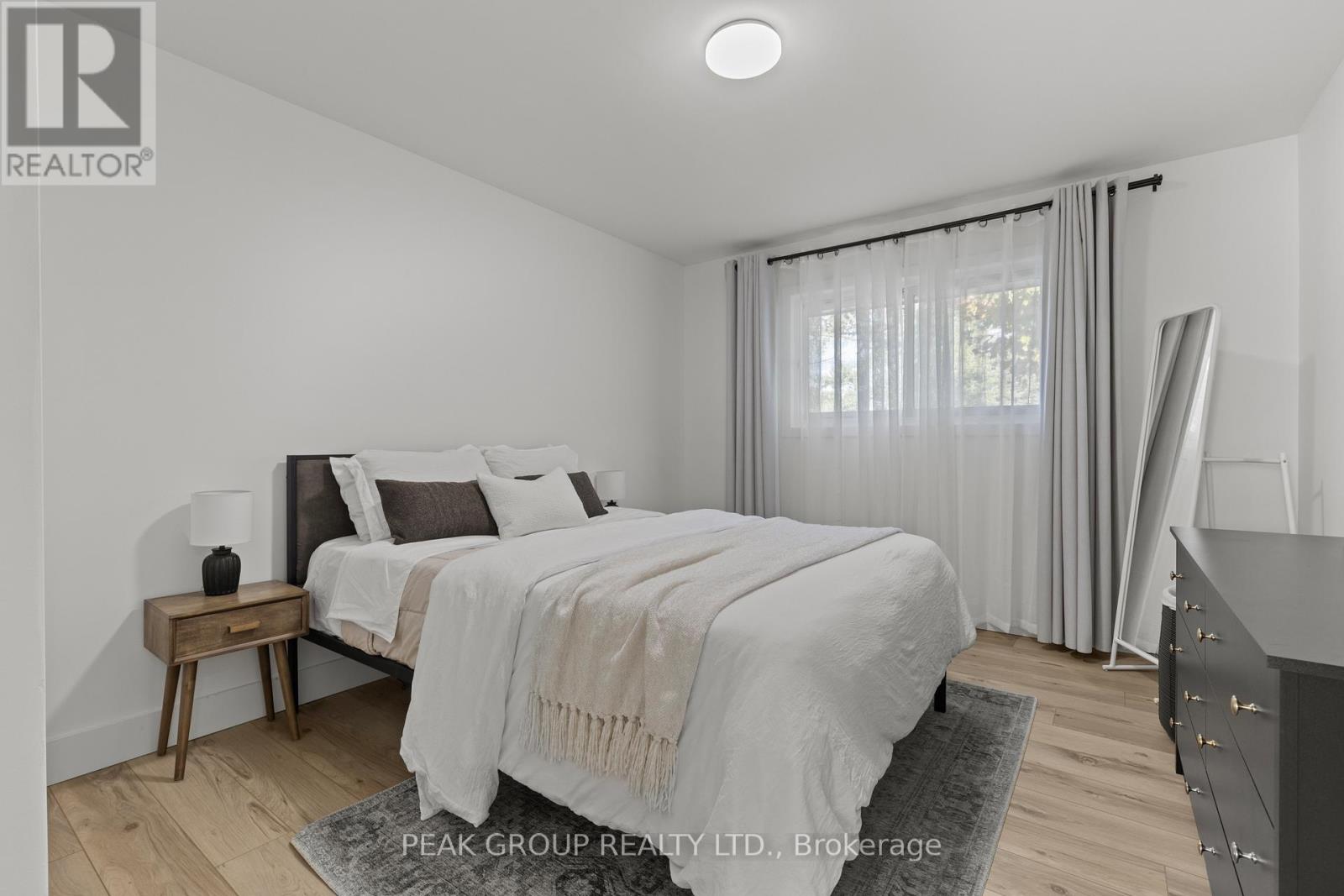 3799 Windermere Road, Niagara Falls, Ontario  L2J 2Y4 - Photo 14 - X12458181