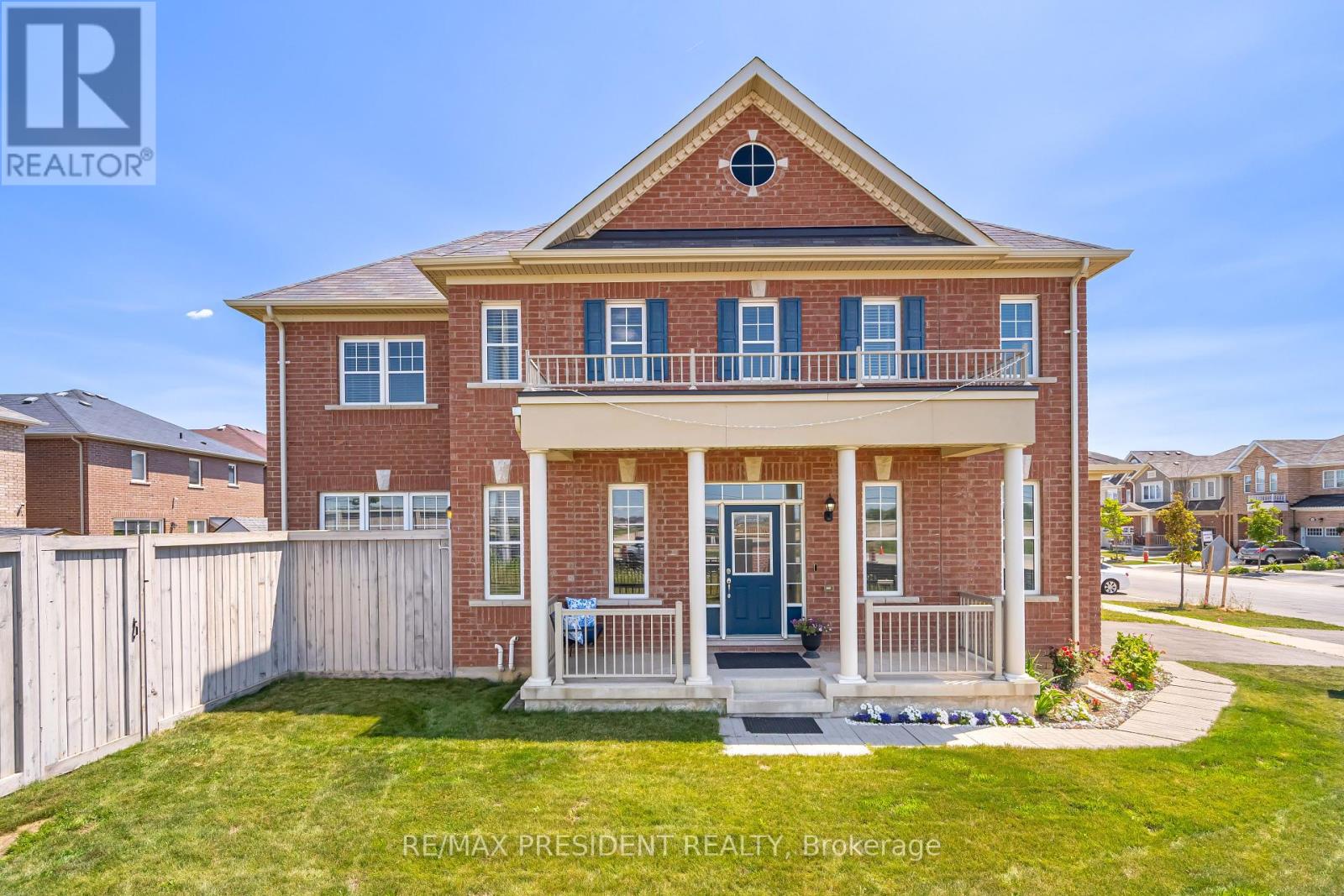 581 Edenbrook Hill Drive, Brampton, Ontario  L7A 4T4 - Photo 2 - W12458154