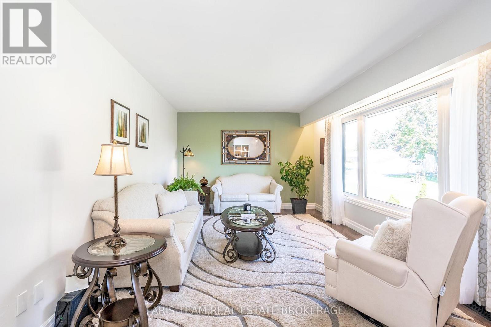 78 Mckibbon Drive, Meaford, Ontario  N4L 1C6 - Photo 17 - X12458141