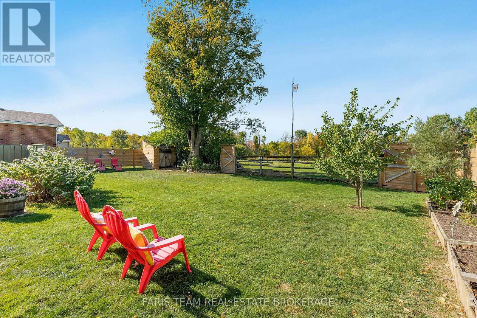 78 Mckibbon Drive, Meaford, Ontario  N4L 1C6 - Photo 43 - X12458141