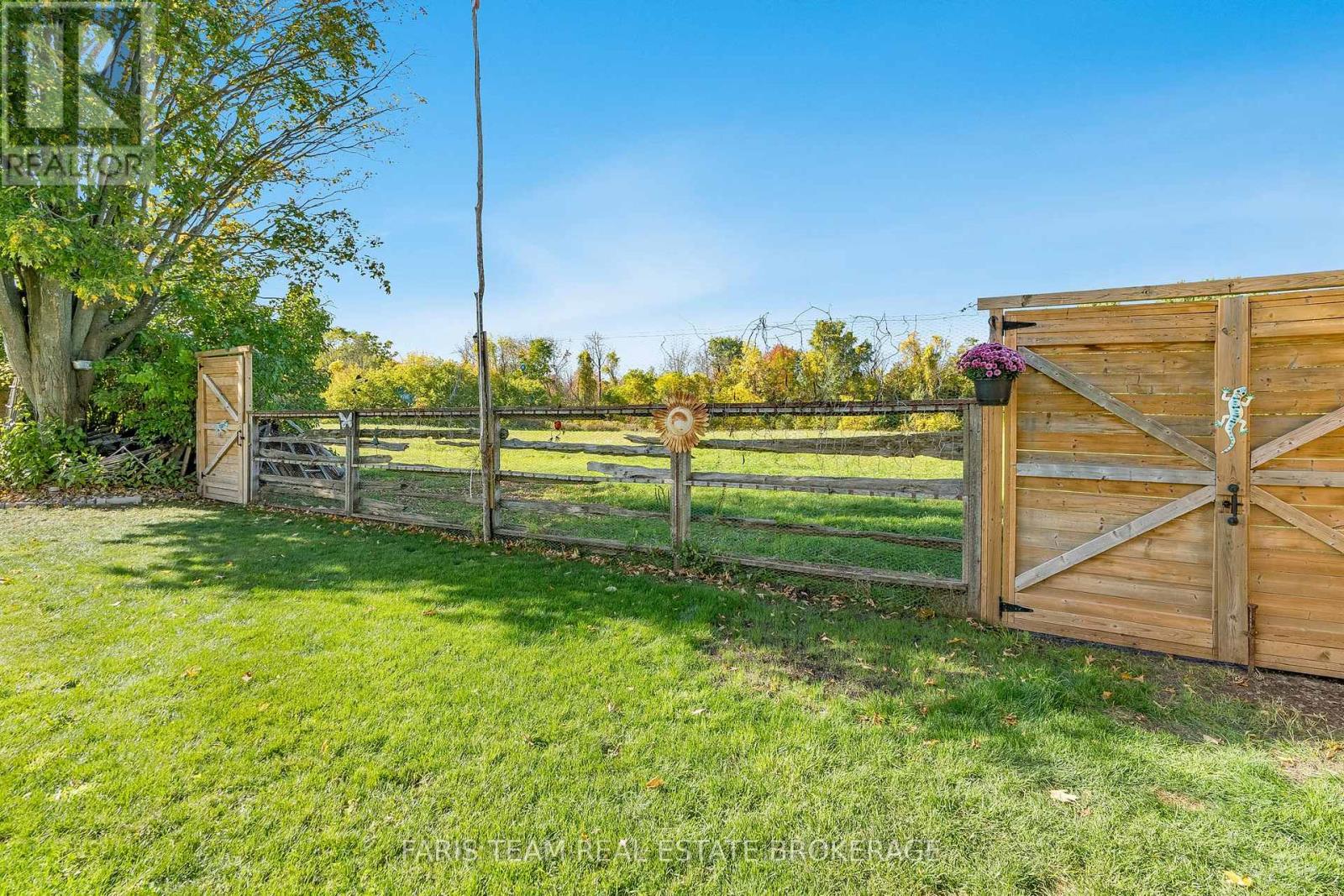 78 Mckibbon Drive, Meaford, Ontario  N4L 1C6 - Photo 44 - X12458141