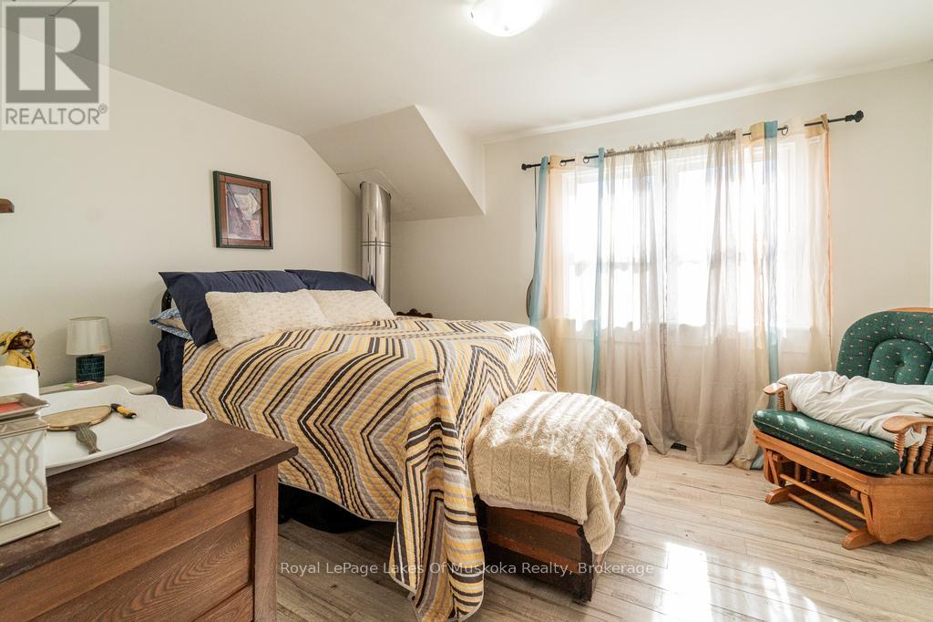1466 Chiswick Line, Chisholm, Ontario  P0H 1Z0 - Photo 11 - X12458167