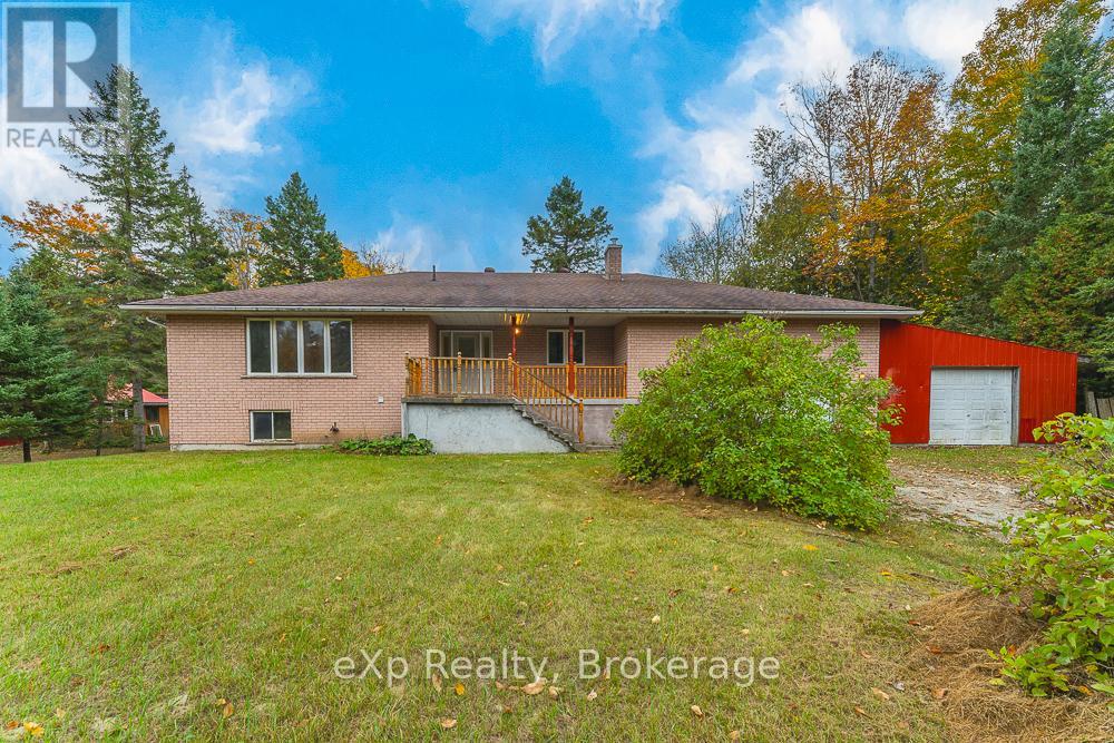 51 Parkside Avenue, South Bruce Peninsula, Ontario  N0H 2T0 - Photo 2 - X12458178