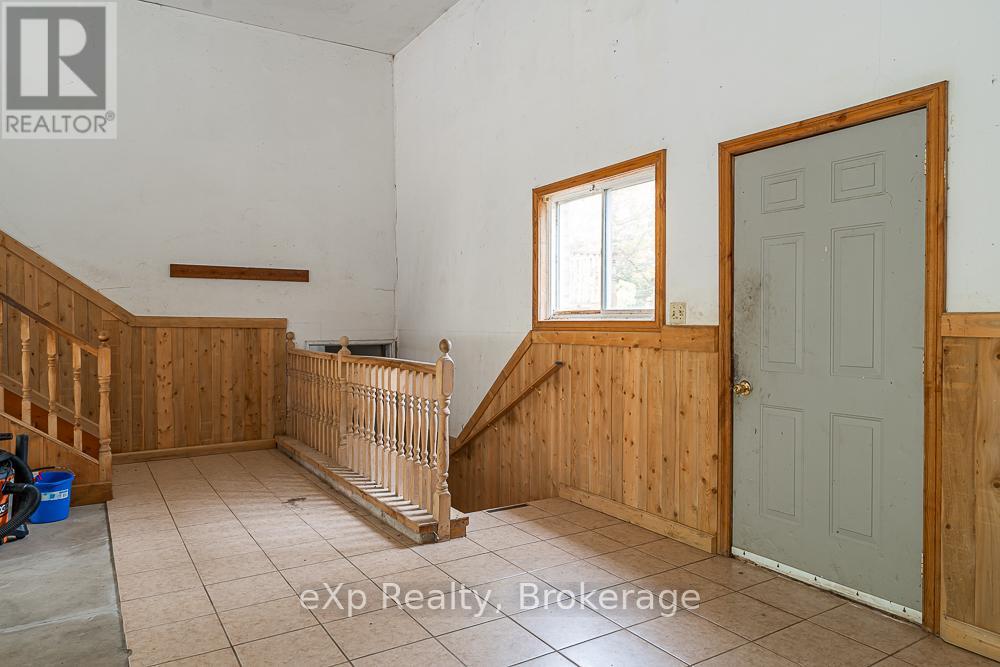 51 Parkside Avenue, South Bruce Peninsula, Ontario  N0H 2T0 - Photo 25 - X12458178