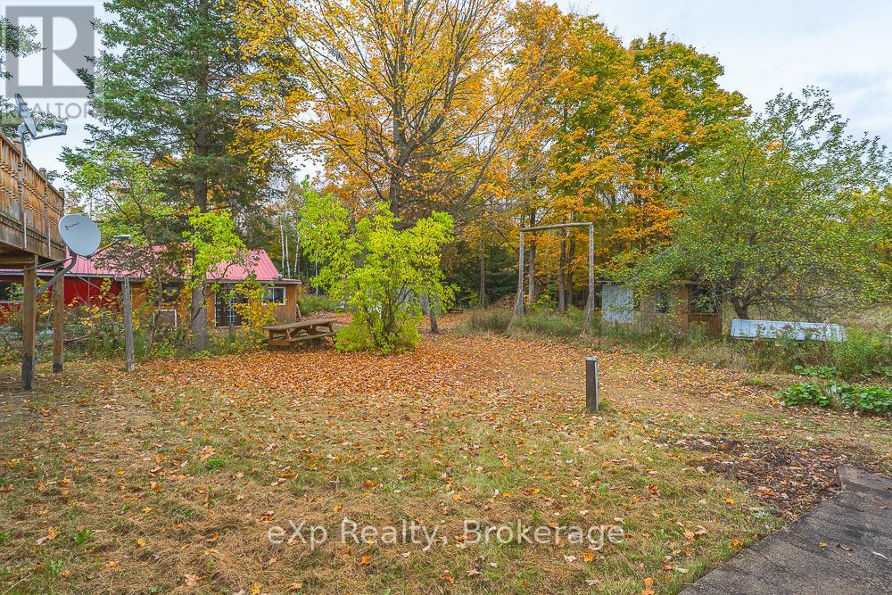 51 Parkside Avenue, South Bruce Peninsula, Ontario  N0H 2T0 - Photo 35 - X12458178