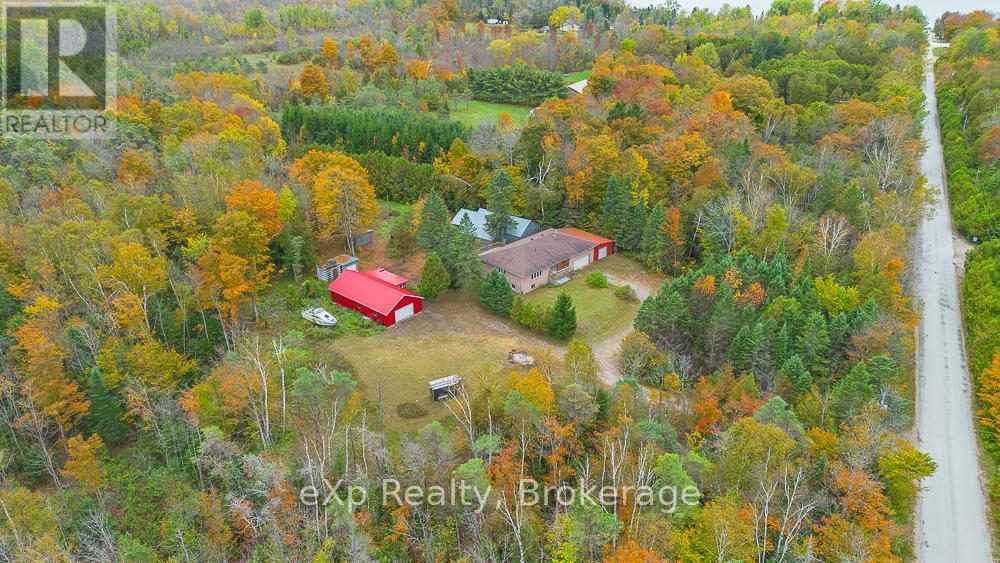 51 Parkside Avenue, South Bruce Peninsula, Ontario  N0H 2T0 - Photo 49 - X12458178