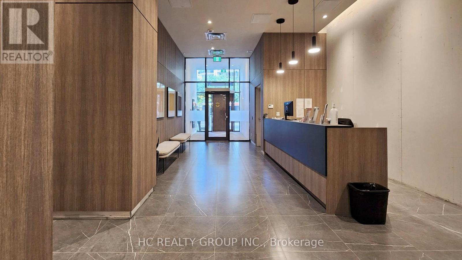 1605 - 81 Wellesley Street E, Toronto, Ontario  M4Y 1H8 - Photo 3 - C12458160